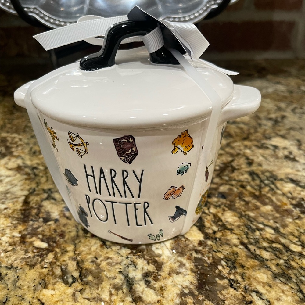 Rae Dunn Harry Potter covered mini baking dish - Brand new!  LAST ONE